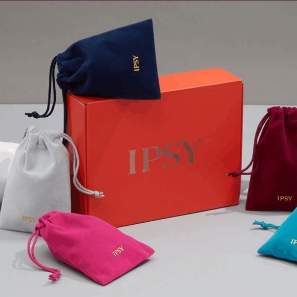 Ipsy glam bags - Picture 3 of 4